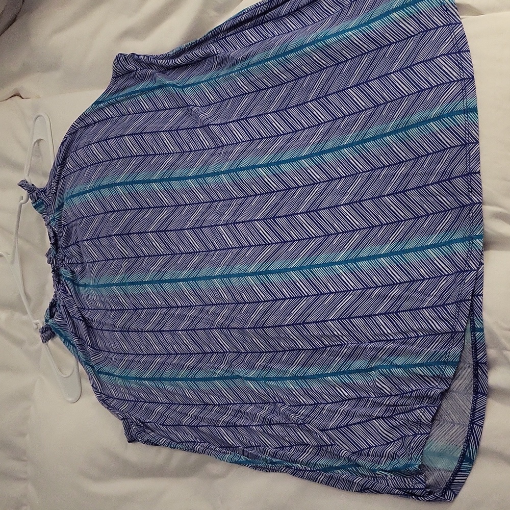 Size large apt 9 tank top
